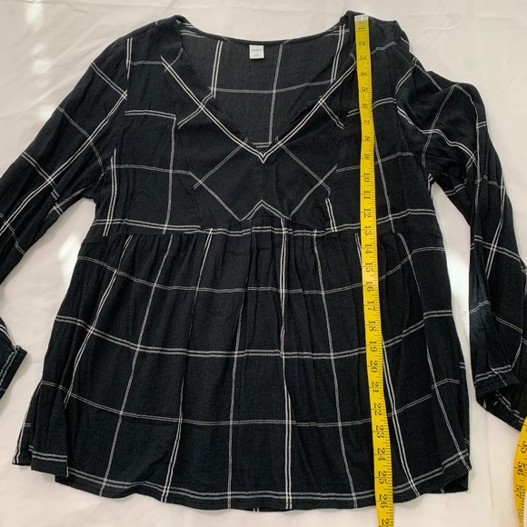 Old Navy Women´s Top Blouse, Size L - Picture 11 of 12